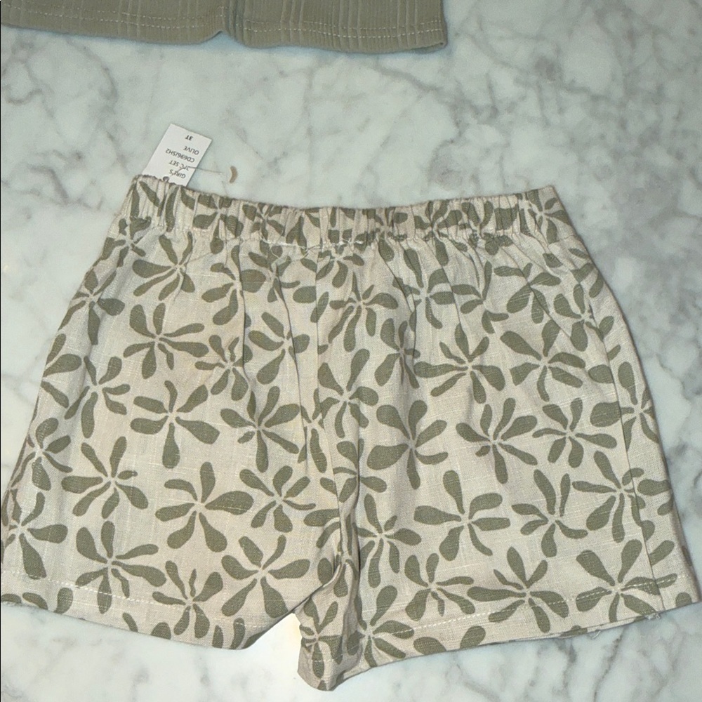NWT Jessica Simpson Olive and Cream Floral Short Outfit 3Y - Picture 4 of 7